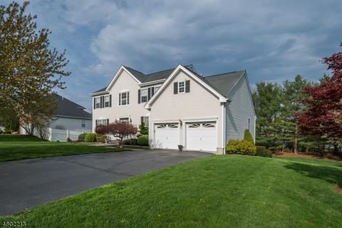 69 Atherton Ct, Wayne, NJ 07470 photo 2