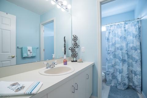 69 Atherton Ct, Wayne, NJ 07470 photo 16