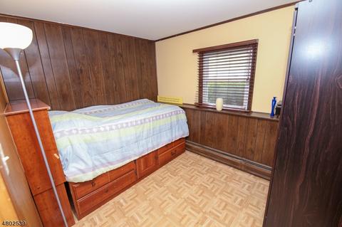 380 Wagner Ct, Paramus, NJ 07652 photo 19