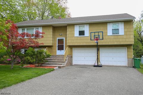 380 Wagner Ct, Paramus, NJ 07652 photo 1