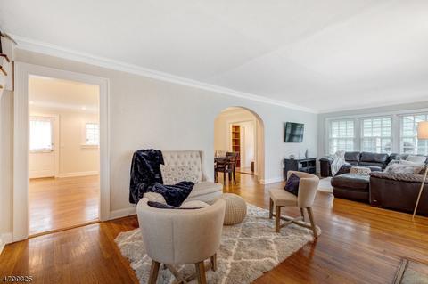 20 Bailey Rd, Millburn, NJ 07041 photo 2