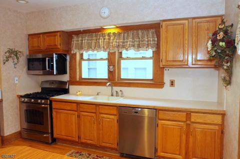 258 High Mountain Rd, North Haledon, NJ 07508 photo 11