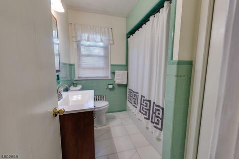 305 E Valley View Ave, Hackettstown, NJ 07840 photo 11