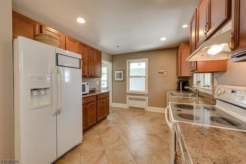 305 E Valley View Ave, Hackettstown, NJ 07840 photo 10