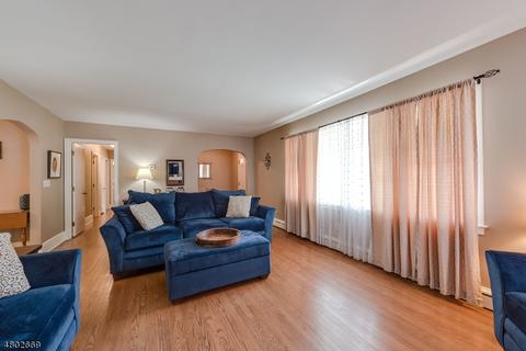 305 E Valley View Ave, Hackettstown, NJ 07840 photo 4