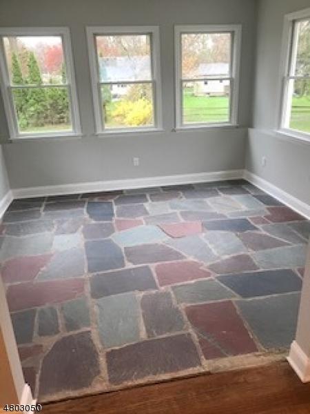 95 Forest Ave, Berkeley Heights, NJ 07922 photo 4