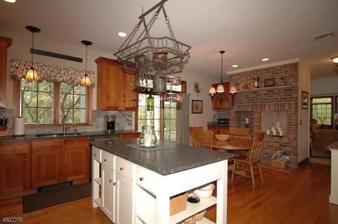 4 Michael Dr, Hackettstown, NJ 07840 photo 5
