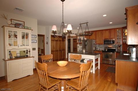 4 Michael Dr, Hackettstown, NJ 07840 photo 6