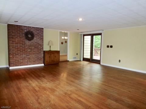 6 Webster Dr, Berkeley Heights, NJ 07922 photo 3