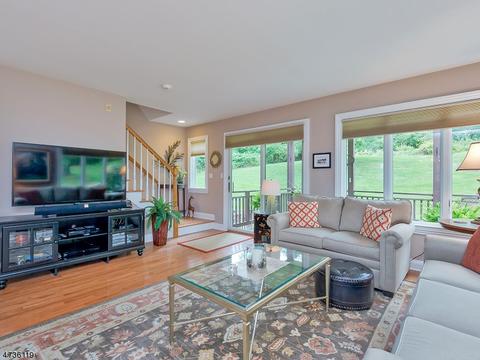 167 Town Ctr, Warren, NJ 07059 photo 5