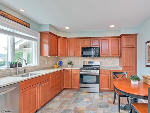 167 Town Ctr, Warren, NJ 07059 photo 11