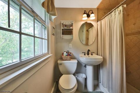 80 Fieldstone Pl, Wayne, NJ 07470 photo 11