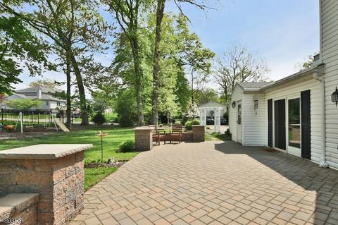 80 Fieldstone Pl, Wayne, NJ 07470 photo 17