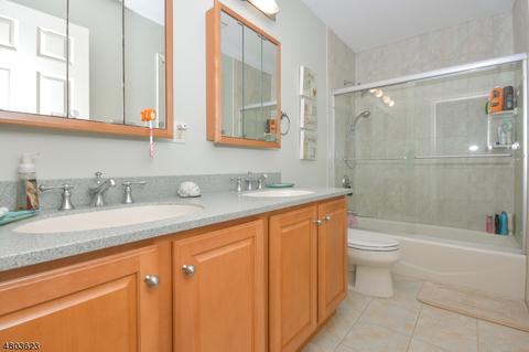 15 Gates Pl, Wayne, NJ 07470 photo 22