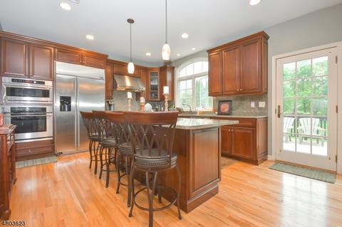 15 Gates Pl, Wayne, NJ 07470 photo 6