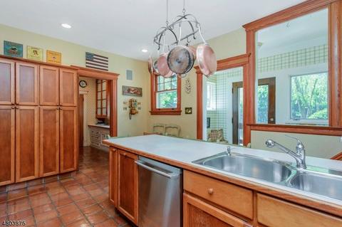 182 Christopher St, Montclair, NJ 07042 photo 11