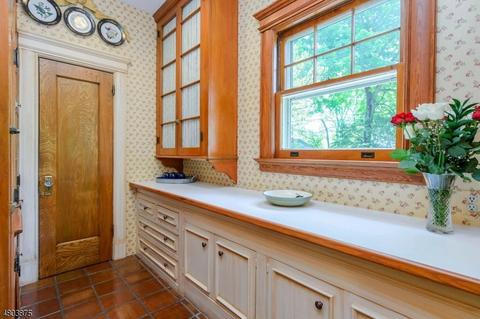 182 Christopher St, Montclair, NJ 07042 photo 12
