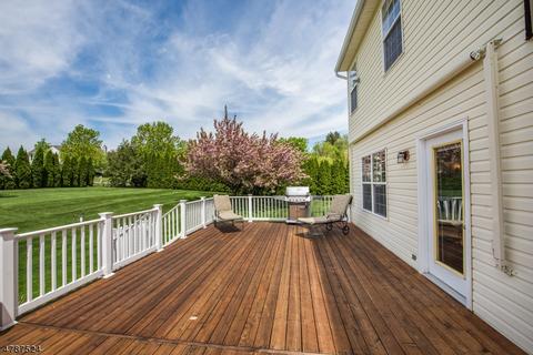 15 Windsor Pl, Hackettstown, NJ 07840 photo 21