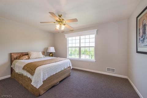 15 Windsor Pl, Hackettstown, NJ 07840 photo 13