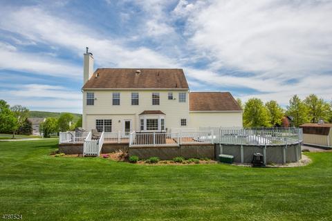 15 Windsor Pl, Hackettstown, NJ 07840 photo 23