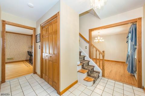 1 Ionic Ct, Parsippany-troy Hills Twp., NJ 07054 photo 9