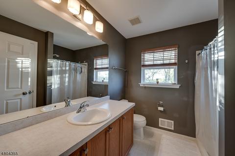 58 Brock Ln, Hackettstown, NJ 07840 photo 10