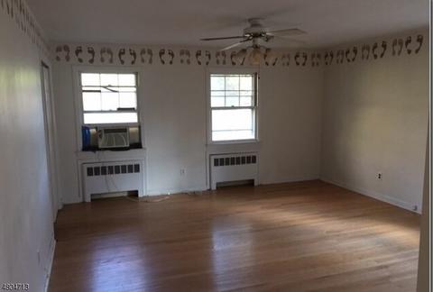 730 Hemlock Dr, Oradell, NJ 07649 photo 9