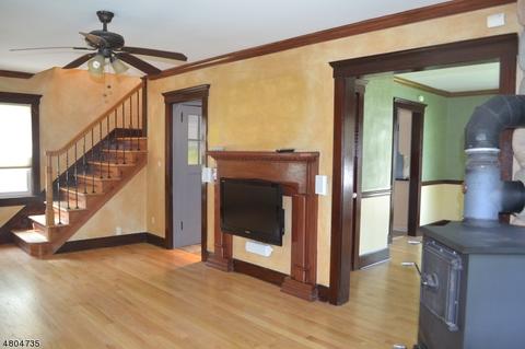 112 Hopper Ave, Waldwick, NJ 07463 photo 5