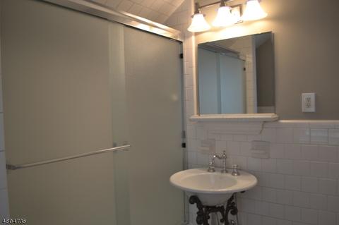 112 Hopper Ave, Waldwick, NJ 07463 photo 14