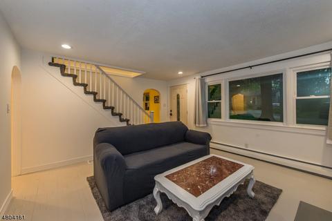17 Hillcrest Dr, West Milford Twp., NJ 07421 photo 4