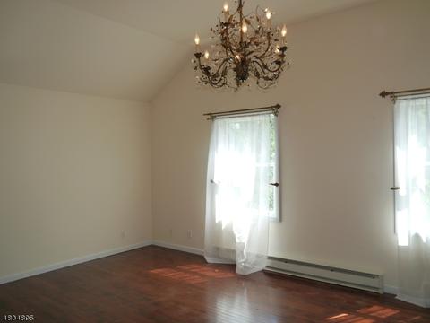 38 Hillside Ave, Teaneck, NJ 07666 photo 9