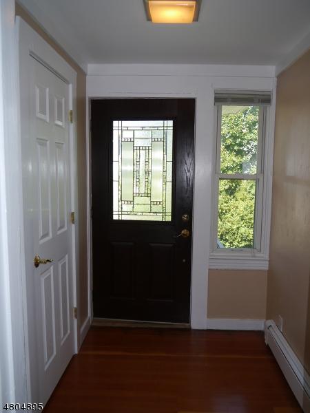 38 Hillside Ave, Teaneck, NJ 07666 photo 3