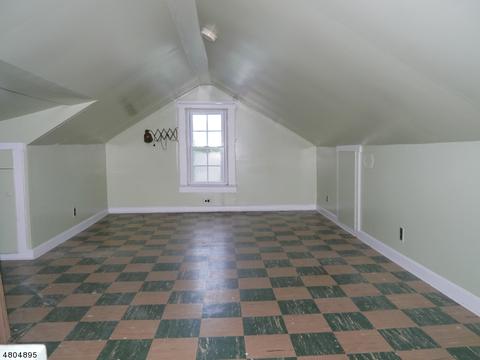 38 Hillside Ave, Teaneck, NJ 07666 photo 16