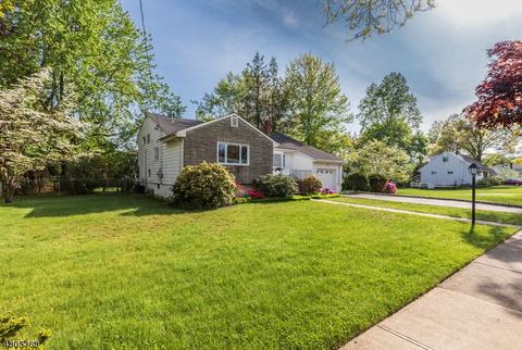 29 Burnside Pl, Wayne, NJ 07470 photo 21