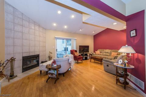 1202 Park Pl, Springfield, NJ 07081 photo 1