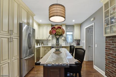 37 Ocean St, Millburn, NJ 07041 photo 6