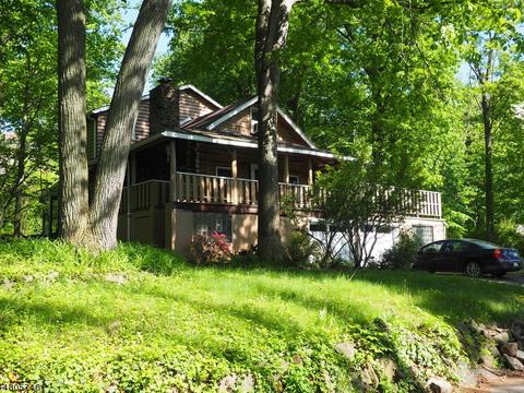 36 Spruce Ter, Wayne, NJ 07470 photo 5