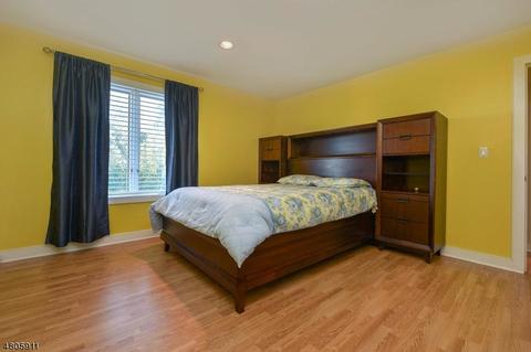 186 Eileen Dr, Cedar Grove, NJ 07009 photo 17