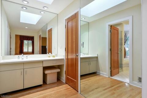 186 Eileen Dr, Cedar Grove, NJ 07009 photo 12