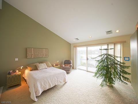 278 Pines Lake Dr, Wayne, NJ 07470 photo 12