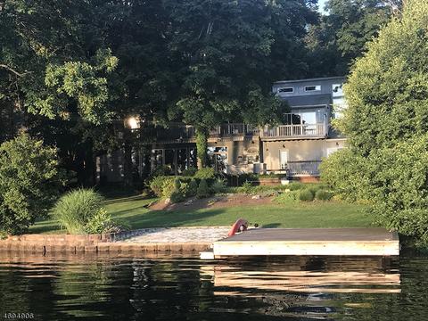 278 Pines Lake Dr, Wayne, NJ 07470 photo 1