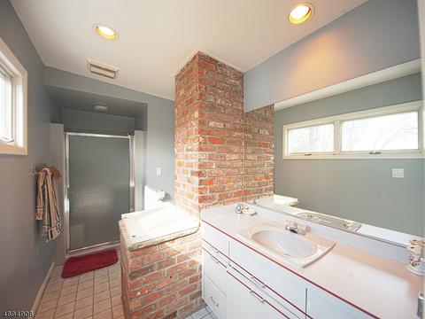 278 Pines Lake Dr, Wayne, NJ 07470 photo 10