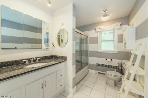 4 Robert Rd, Towaco, NJ 07082 photo 10