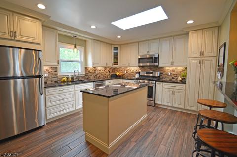 70 Tooker Ave, Springfield, NJ 07081 photo 4
