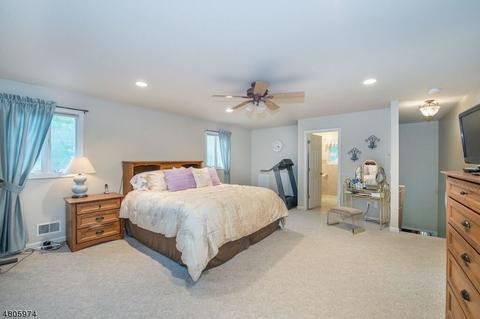 101 Riverside Dr, Florham Park, NJ 07932 photo 18