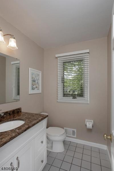 7 Ash Ln, Randolph, NJ 07869 photo 9