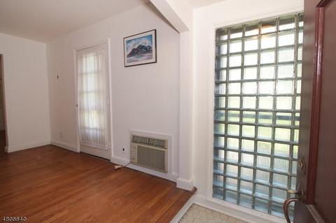 96 Wayne Ave, River Edge, NJ 07661 photo 14