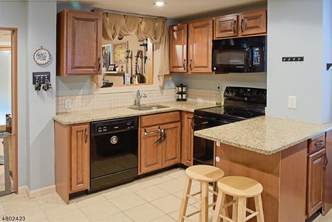30 Maple Ave, Netcong, NJ 07857 photo 5