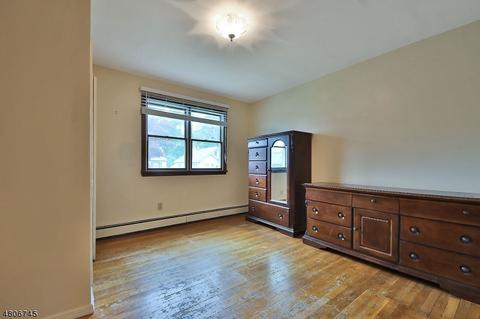 65 8th Ave, Hawthorne, NJ 07506 photo 11