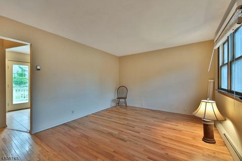 65 8th Ave, Hawthorne, NJ 07506 photo 4